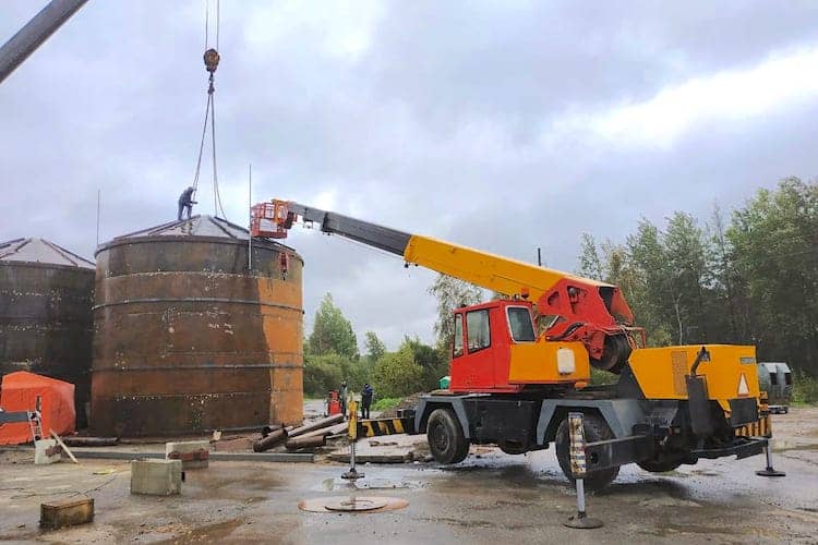 Кран с вышкой Lokomo MS 333 N